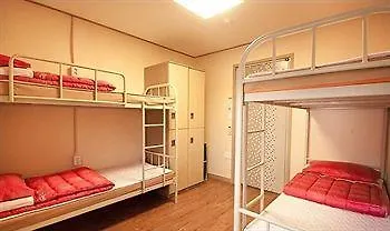 Busan Suk Bak Dot Com Guest House