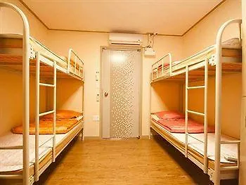 Busan Suk Bak Dot Com Guest House